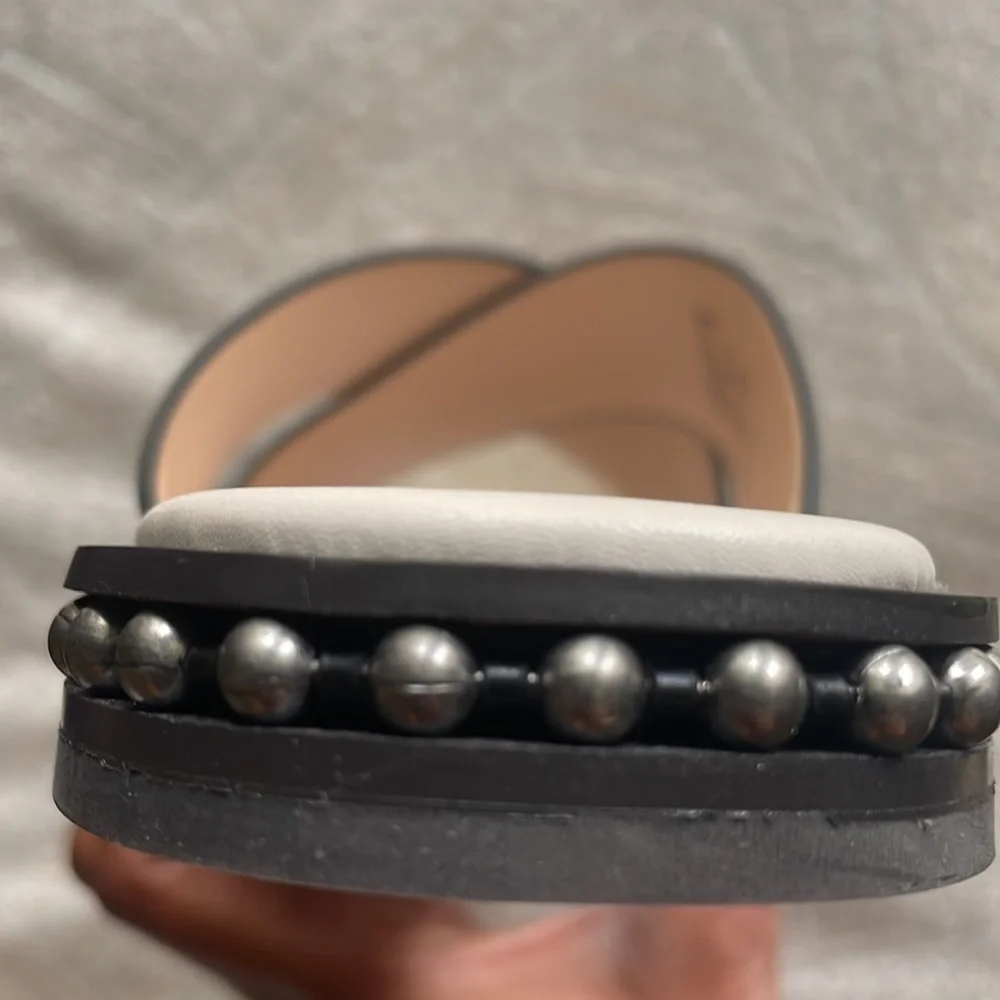 COACH
Hailey Flat Leather Sandals off white 8.5 NIB - Picture 7 of 11